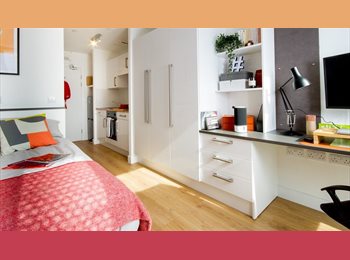 Roomgo UK - TENANCY TAKEOVER DELUXE STUDIO AT CODE FAIRFAX STREET COVENTRY, Coventry - £702 pcm