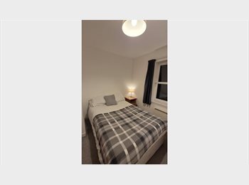 Roomgo UK - One Bedroom Available for Rent in a 2BHK Flat (AB25 3SR, Aberdeen), Aberdeen - £360 pcm
