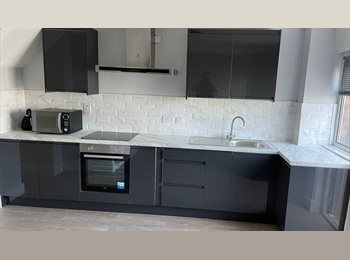 Roomgo UK - En-suite Castle Vale, Castle Vale - £100 pcm