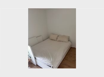 Roomgo UK - Spacious Double Room in Peaceful 2 - Bed House •, Ealing - £1,000 pcm
