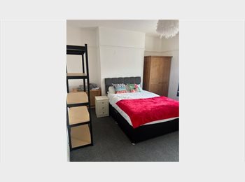Roomgo UK - Bilbrough Gardens.  Warm, safe, comfortable room., Benwell Grange - £597 pcm