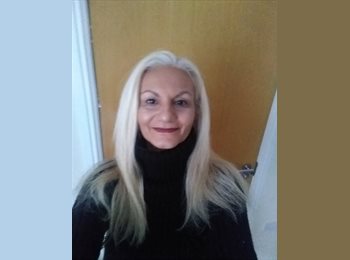 Roomgo UK - Tracy - 61 - Barry