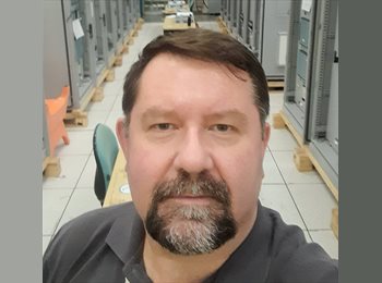 Roomgo UK - Guilherme - 53 - Hebburn