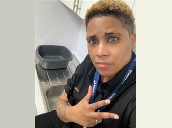 Roomgo UK - Shellie - 45 - Hemel Hempstead