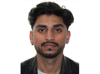 Roomgo UK - Diljeet - 28 - Hockley