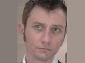 Roomgo UK - Gary king  - 46 - Sheffield