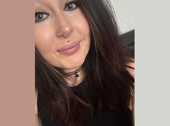 Roomgo UK - Autumn - 29 - Colchester