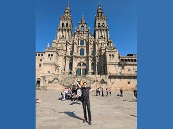 Roomgo UK - Phillip Z - 33 - Chinese Quarter