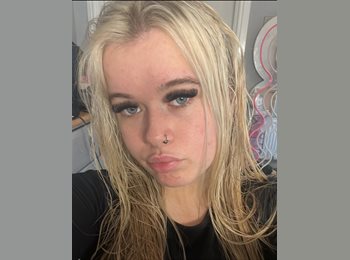 Roomgo UK - Maisie - 19 - Southsea