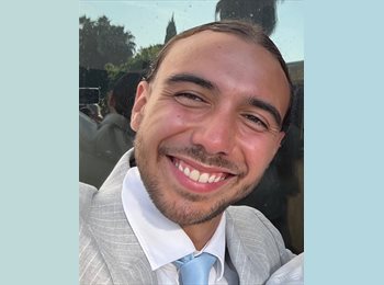 Roomgo UK - Rollando - 25 - Sheffield