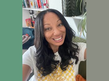 Roomgo UK - Elisha  - 40 - West Green