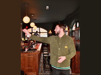 Roomgo UK - James - 31 - Charing Cross