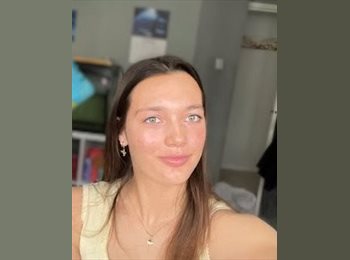 Roomgo UK - charlotte anastasi - 21 - Broadmead