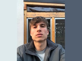 Roomgo UK - Luca - 21 - Glasgow