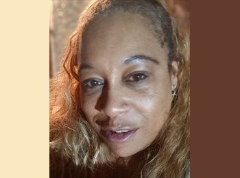 Roomgo UK - Sandra - 54 - Sunderland