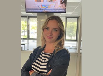 Roomgo UK - Maguelonne Tourrand - 22 - Charing Cross