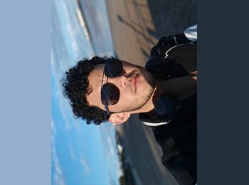 Roomgo UK - José  - 28 - Charing Cross