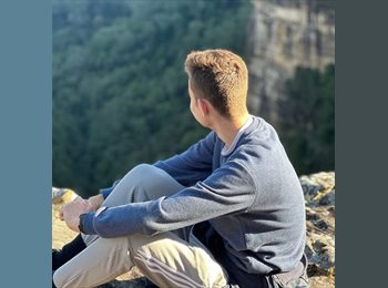 Roomgo UK - Joseph - 21 - United Kingdom