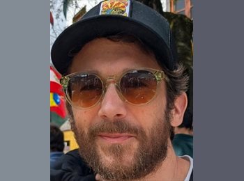 Roomgo UK - Stephane - 46 - Hackney Wick