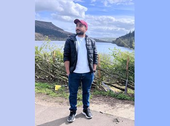 Roomgo UK - Atta - 29 - Chesterfield