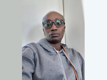 Roomgo UK - Everlyn - 44 - Manchester