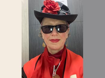 Roomgo UK - Helen - 60 - Maidstone