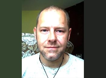 Roomgo UK - David Brown - 59 - Redhill