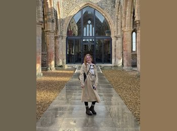 Roomgo UK - Antonia - 26 - Old Town