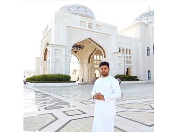 Roomgo UK - Mostafa - 29 - United Kingdom
