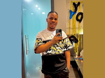 Roomgo UK - Emmanuel - 25 - Canary Wharf