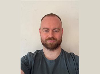 Roomgo UK - Nick Davies - 30 - Chippenham