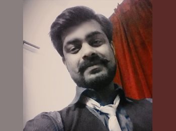 Roomgo UK - Muhammad - 36 - Egham