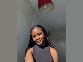 Roomgo UK - Theresa - 26 - Edinburgh