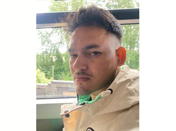 Roomgo UK - Paean bohara - 26 - Hockley
