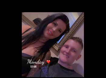 Roomgo UK - Emma and Warren  - 37 - Bridgend