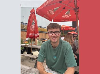 Roomgo UK - Ross Nicholson  - 24 - Becontree