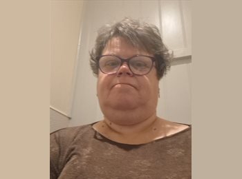 Roomgo UK - Amanda Marshall  - 55 - Wokingham