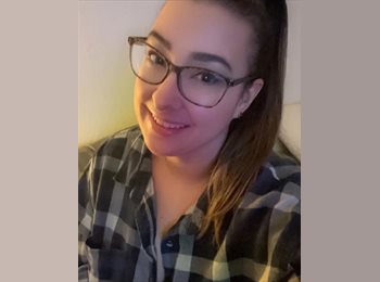 Roomgo UK - Sophie - 27 - Gloucester