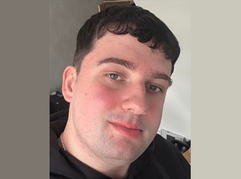 Roomgo UK - Dawid - 27 - Leeds
