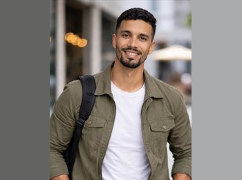 Roomgo UK - Hicham - 33 - Charing Cross