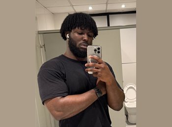 Roomgo UK - Elijah - 24 - Manchester