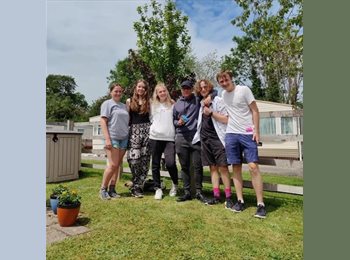 Roomgo UK - Amy - 23 - Sheffield