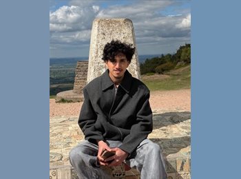 Roomgo UK - Gaurav - 22 - Wolverhampton