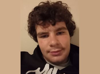 Roomgo UK - Edward - 18 - Glasgow