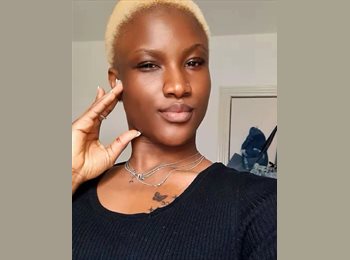 Roomgo UK - Ojechi Obianuju  - 24 - Coventry