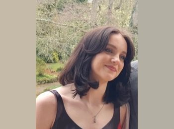 Roomgo UK - Evie - 23 - Brighton