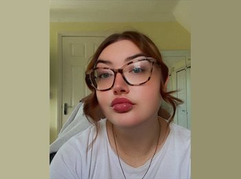 Roomgo UK - Rhiannon - 26 - Great Yarmouth
