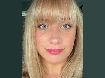 Roomgo UK - Vanessa - 44 - Exmouth