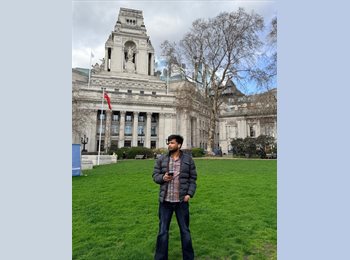Roomgo UK - Vikram - 26 - Westcliff-on-Sea