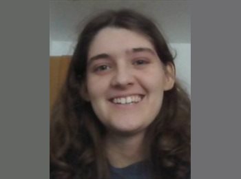 Roomgo UK - Olivia - 22 - Birmingham